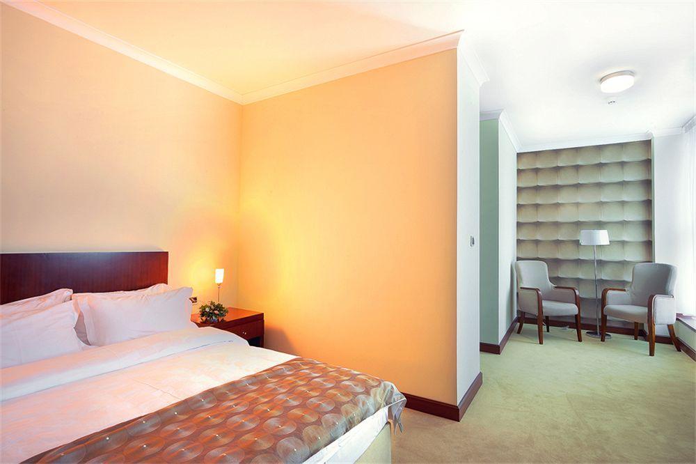 Hotel Turist Kraljevo Bilik gambar