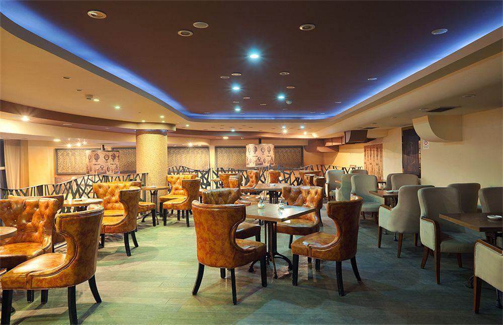Hotel Turist Kraljevo Restoran gambar